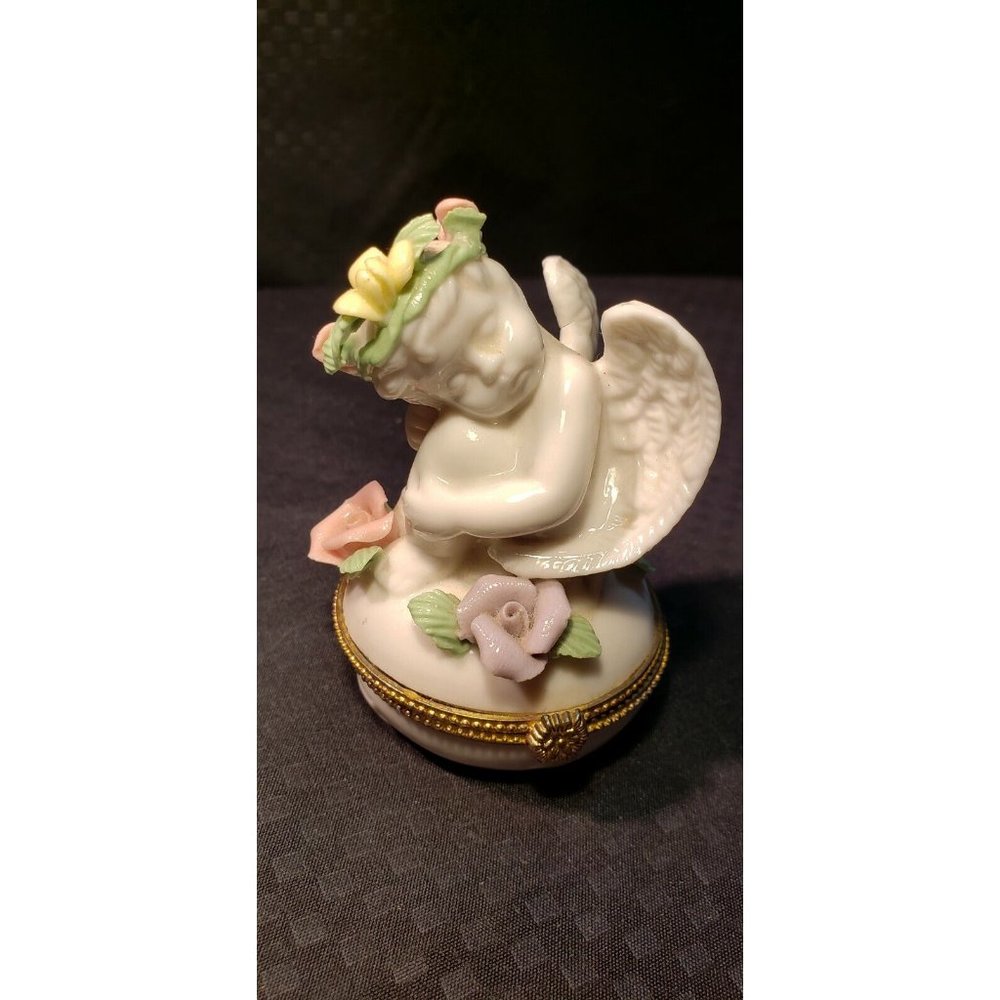 Rare Sleeping Angel With Roses. Gift, Ring Holder, Jewel Trinket Box 3.5" Tall